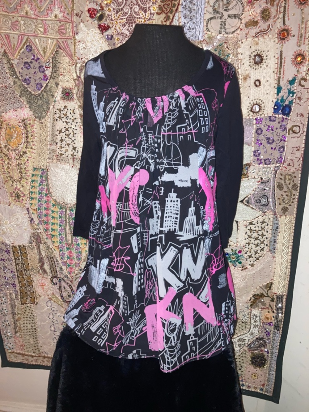 DKNY Black Scoop Neck Tunic with Pink and Gray Graphic Print